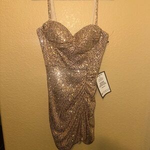 green emerald velvet dress Donna Morgan Gold Sequin Long Sleeve Party Dress